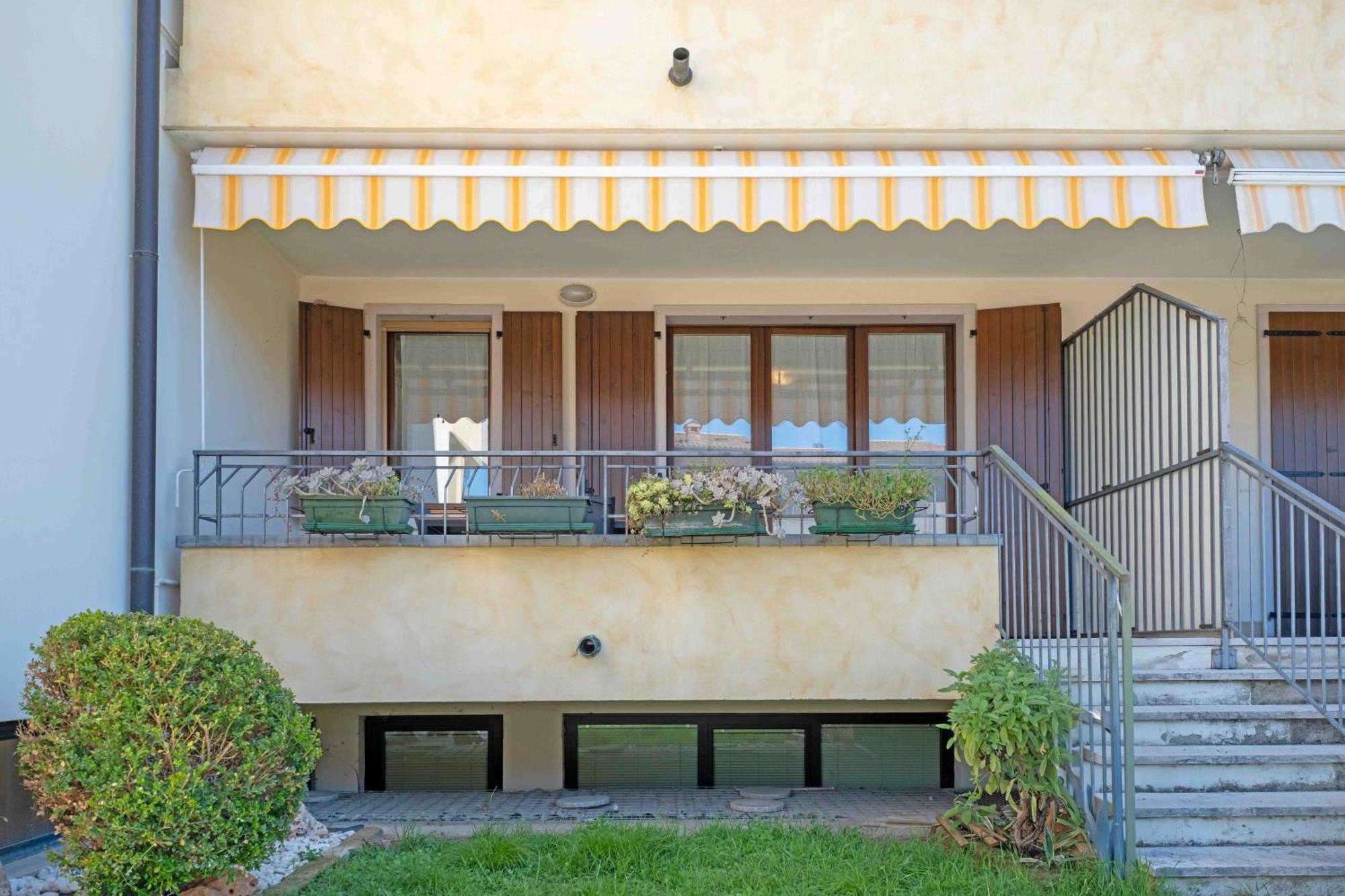 Apartmentsgarda - Residenza Elisabetta 10 Bardolino Exterior photo